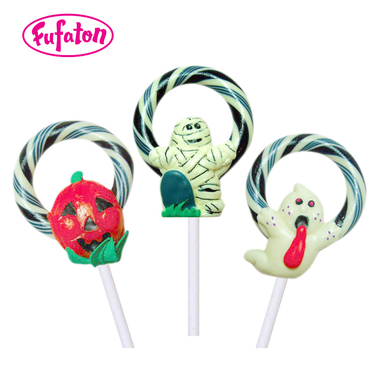 Handmade Cartoon Halloween Lollipop Candy with Wreath Decoration | Novelty Candy Manufacturer & Supplier